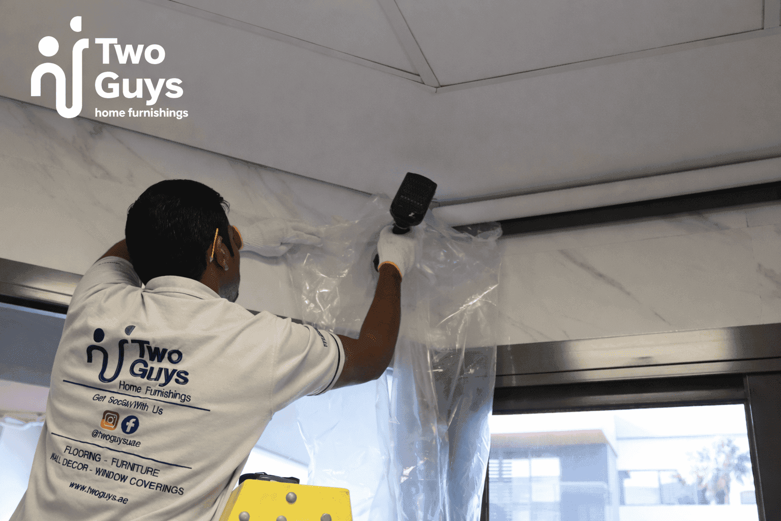 Roller/Sunscreen vs Honeycomb Blinds, Which One Reduces Heat Best?